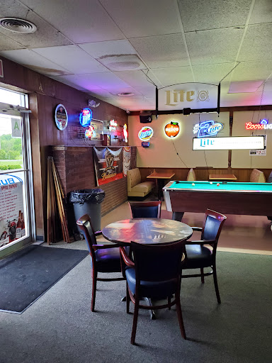 Liquor Store «Two-Lane Package Liquor & Bar», reviews and photos, 9702 Old Bardstown Rd, Louisville, KY 40291, USA