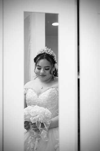 Minapes Photo, Video and Studio image