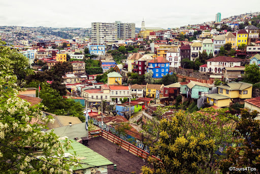 Tours 4 Tips Valparaiso City Tour