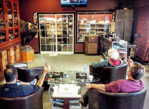 Cigar Shop «Broadway Cigar Company», reviews and photos, 3615 NE Broadway St, Portland, OR 97232, USA