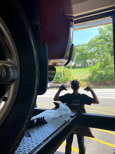 Auto Repair Shop «Discount Mufflers & Custom Exhaust», reviews and photos, 3560 Dickerson Pike, Nashville, TN 37207, USA