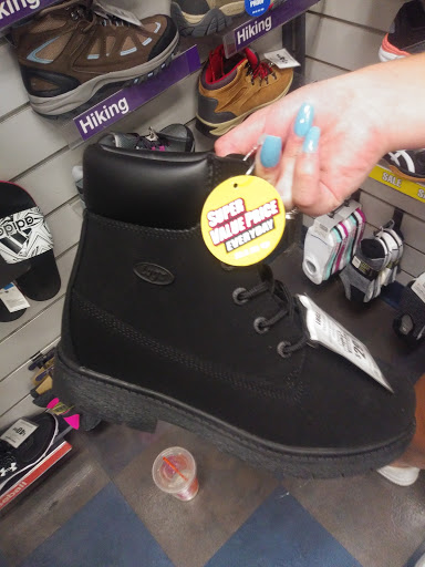 Sporting Goods Store «Big 5 Sporting Goods», reviews and photos, 1630 Mt Diablo Blvd, Walnut Creek, CA 94596, USA