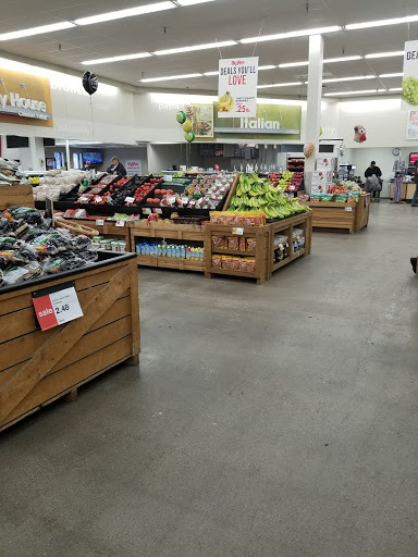 Supermarket «Hy-Vee», reviews and photos, 110 S D St, Oskaloosa, IA 52577, USA