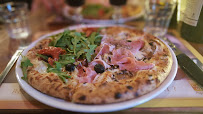 Pizza du Pizzeria La Piazza à Pontrieux - n°15