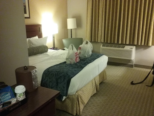 Hotel «Wylie Inn and Conference Center», reviews and photos, 295 Hale St, Beverly, MA 01915, USA