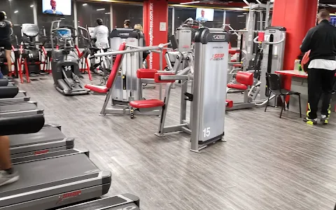 Snap Fitness Torre Latino image
