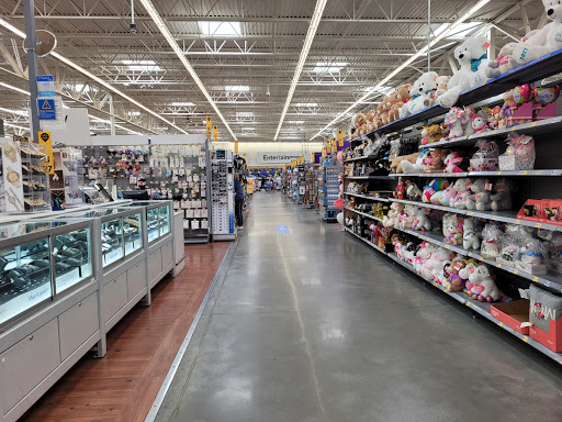 Department Store «Walmart Supercenter», reviews and photos, 638 Quequechan St, Fall River, MA 02721, USA