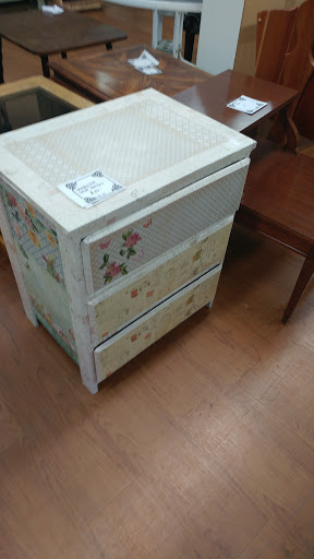 Thrift Store «Union Gospel Mission Store», reviews and photos, 885 Commercial St NE, Salem, OR 97301, USA