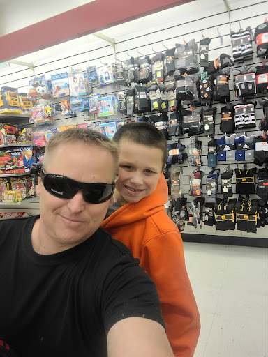 Shopping Mall «Pleasant Valley Shopping Center», reviews and photos, 7524 Broadview Rd, Cleveland, OH 44134, USA