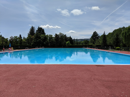 Piscinas Municipales en Boñar, León