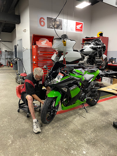 Motorcycle Dealer «RC Hill Honda Powersports», reviews and photos, 560 S Woodland Blvd, DeLand, FL 32720, USA