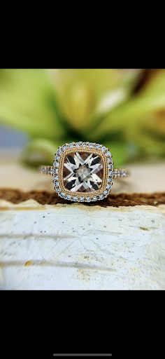 Jewelry Store «Pearce Jewelers», reviews and photos, 41 Glen Rd, West Lebanon, NH 03784, USA