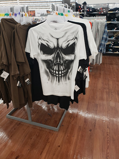 Department Store «Walmart Supercenter», reviews and photos, 30729 Lyon Center Dr, New Hudson, MI 48165, USA