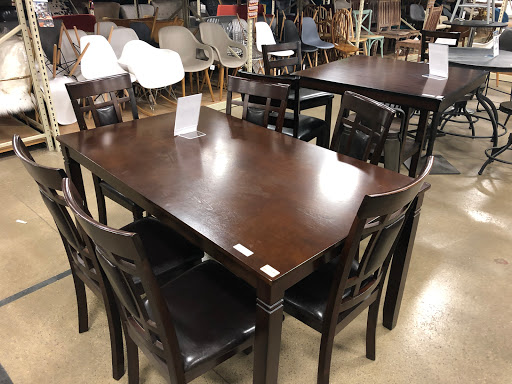 Home Goods Store «At Home», reviews and photos, 956 IL-59, Aurora, IL 60504, USA