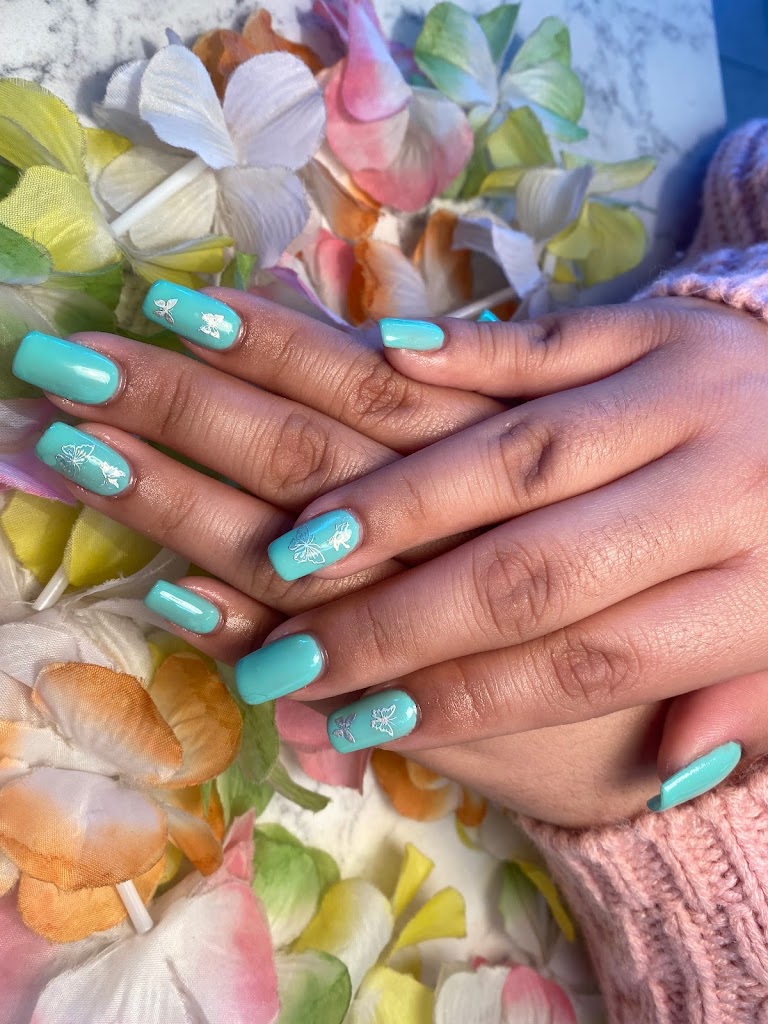 Fantasy Nails 84115