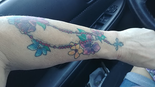 Tattoo Shop «Crimson Heart Designs Tattoo», reviews and photos, 162 13 1/2 - 14th Ave, Turtle Lake, WI 54889, USA