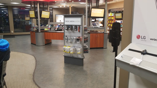 Cell Phone Store «Verizon Authorized Retailer – Cellular Sales», reviews and photos, 10414 Dixie Hwy, Louisville, KY 40272, USA