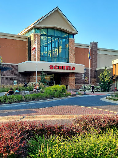 Sporting Goods Store «SCHEELS», reviews and photos, 17202 Davenport St, Omaha, NE 68118, USA