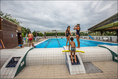 Piscine d'été à Saint-Hilaire-de-Villefranche