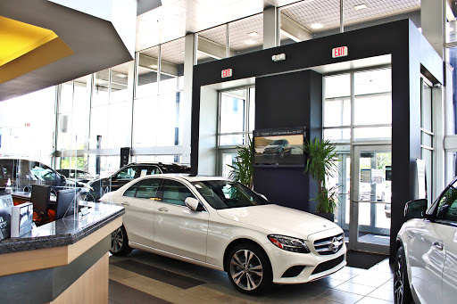 Mercedes Benz Dealer «Mercedes-Benz Of Orland Park», reviews and photos, 8430 W 159th St, Orland Park, IL 60462, USA