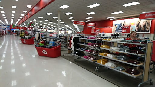 Department Store «Target», reviews and photos, 1400 E Lake Cook Rd, Wheeling, IL 60090, USA