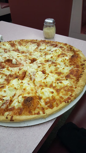 #1 best pizza place in Plantsville - Tony's Restaurant & Pizza Palace