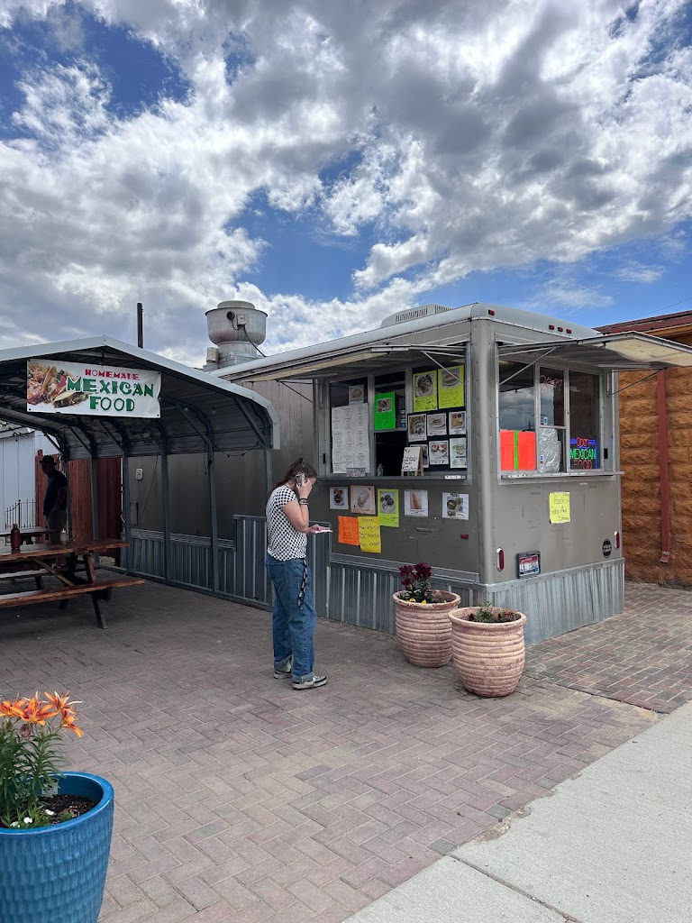 Victorias Tacos 83634