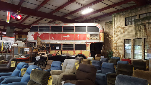 Furniture Store «Hometown Furniture Center», reviews and photos, 2665 S Santiam Hwy, Lebanon, OR 97355, USA