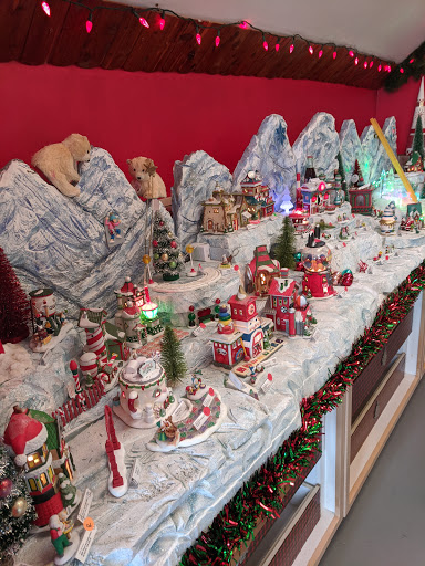 Gift Shop «Sleighbells Of Sherwood (Seasonal Business Open July1-December 23)», reviews and photos, 23855 SW 195th Pl, Sherwood, OR 97140, USA