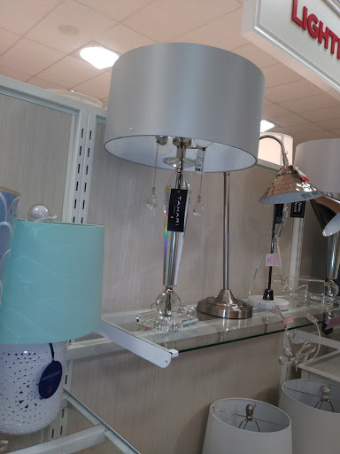 Clothing Store «Ross Dress for Less», reviews and photos, 330 N Hwy 67, Cedar Hill, TX 75104, USA