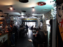 Atmosphère du Restaurant américain Bar & Beer Ménilmontant à Paris - n°15