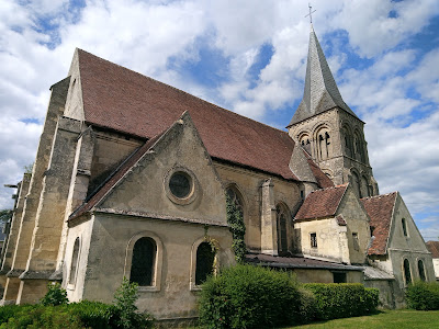 Église De Neuilly saint Front à Neuilly-Saint-Front