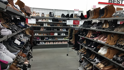 Clothing Store «Burlington Coat Factory», reviews and photos, 1160 Dawsonville Hwy, Gainesville, GA 30501, USA
