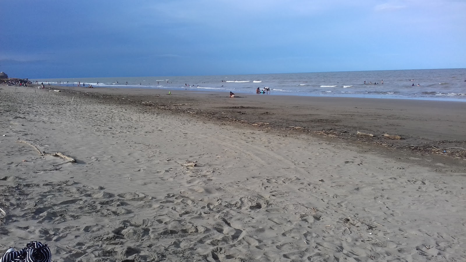 Foto de Monagre Beach - lugar popular entre os apreciadores de relaxamento
