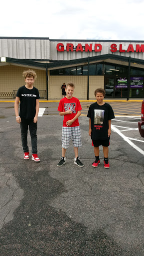 Amusement Center «Grand Slam Family Fun Center», reviews and photos, 2941 Coon Rapids Blvd NW, Coon Rapids, MN 55433, USA
