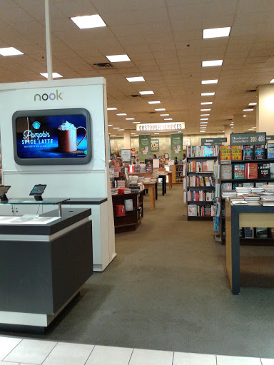 Book Store «Barnes & Noble», reviews and photos, 3485 Tyler St, Riverside, CA 92503, USA