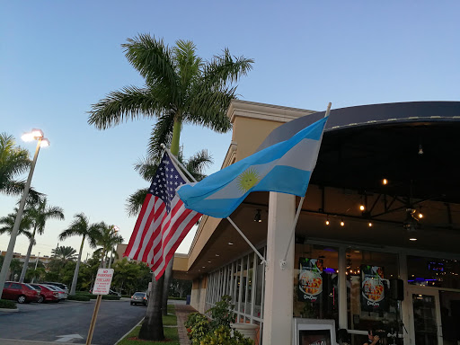 Shopping Mall «Diplomat Mall Shopping Center», reviews and photos, 1725 E Hallandale Beach Blvd, Hallandale Beach, FL 33009, USA