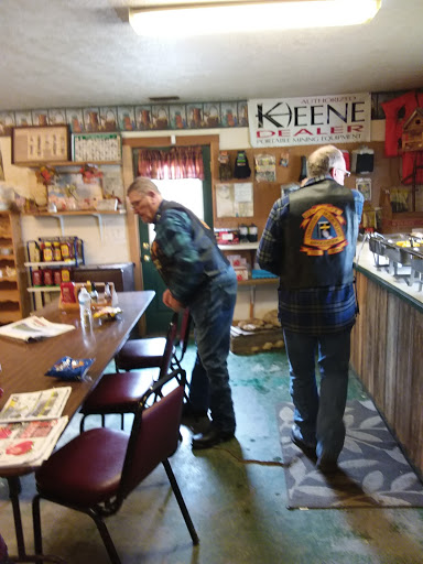 Grocery Store «Gatesville Country Store», reviews and photos, 4525 Salt Creek Rd, Nashville, IN 47448, USA