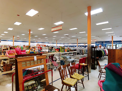 Thrift Store «Goodwill», reviews and photos