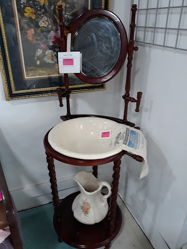 Thrift Store «Restoration Thrift Store», reviews and photos, 351 Hostetler Rd, Orrville, OH 44667, USA