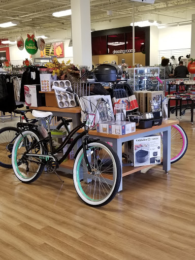 Department Store «T.J. Maxx», reviews and photos, 3500 East-West Hwy, Hyattsville, MD 20782, USA