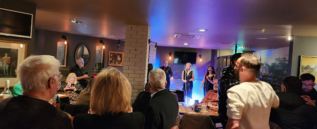 Reviews of HUGOS Bar & Pavilion in Dunfermline - Pub