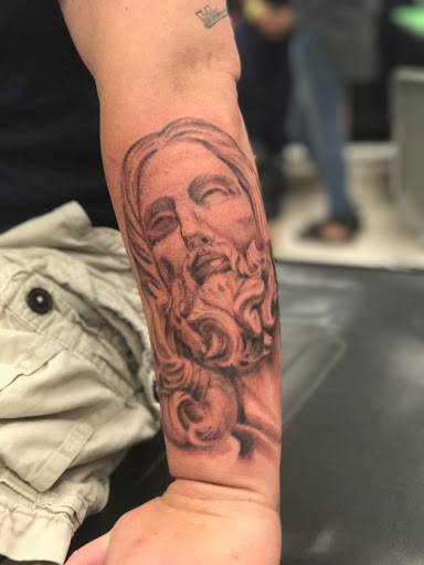 Tattoo Shop «Legacy Arts Tattoo #2», reviews and photos, 19021 Midway Rd #700, Dallas, TX 75287, USA