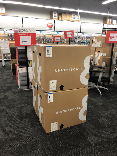 Office Supply Store «Staples», reviews and photos, 2285 Kingsley Ave a, Orange Park, FL 32073, USA