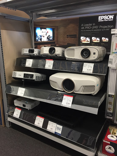 Electronics Store «Best Buy», reviews and photos, 4650 1st Ave NE, Cedar Rapids, IA 52402, USA