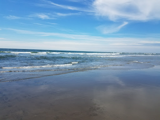 Tire Shop «Les Schwab Tire Center», reviews and photos, 2155 S Roosevelt Dr, Seaside, OR 97138, USA