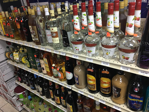Liquor Store «AAA Discount Liquor», reviews and photos, 1575 S Highland Ave, Clearwater, FL 33756, USA