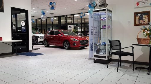 Hyundai Dealer «San Tan Hyundai», reviews and photos, 3252 S Auto Way, Gilbert, AZ 85297, USA