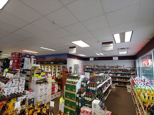 Beer Store «Hiram Bottle Shop», reviews and photos, 4547 Jimmy Lee Smith Pkwy, Hiram, GA 30141, USA