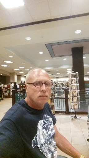 Book Store «Barnes & Noble», reviews and photos, 1 E Joppa Rd, Towson, MD 21286, USA